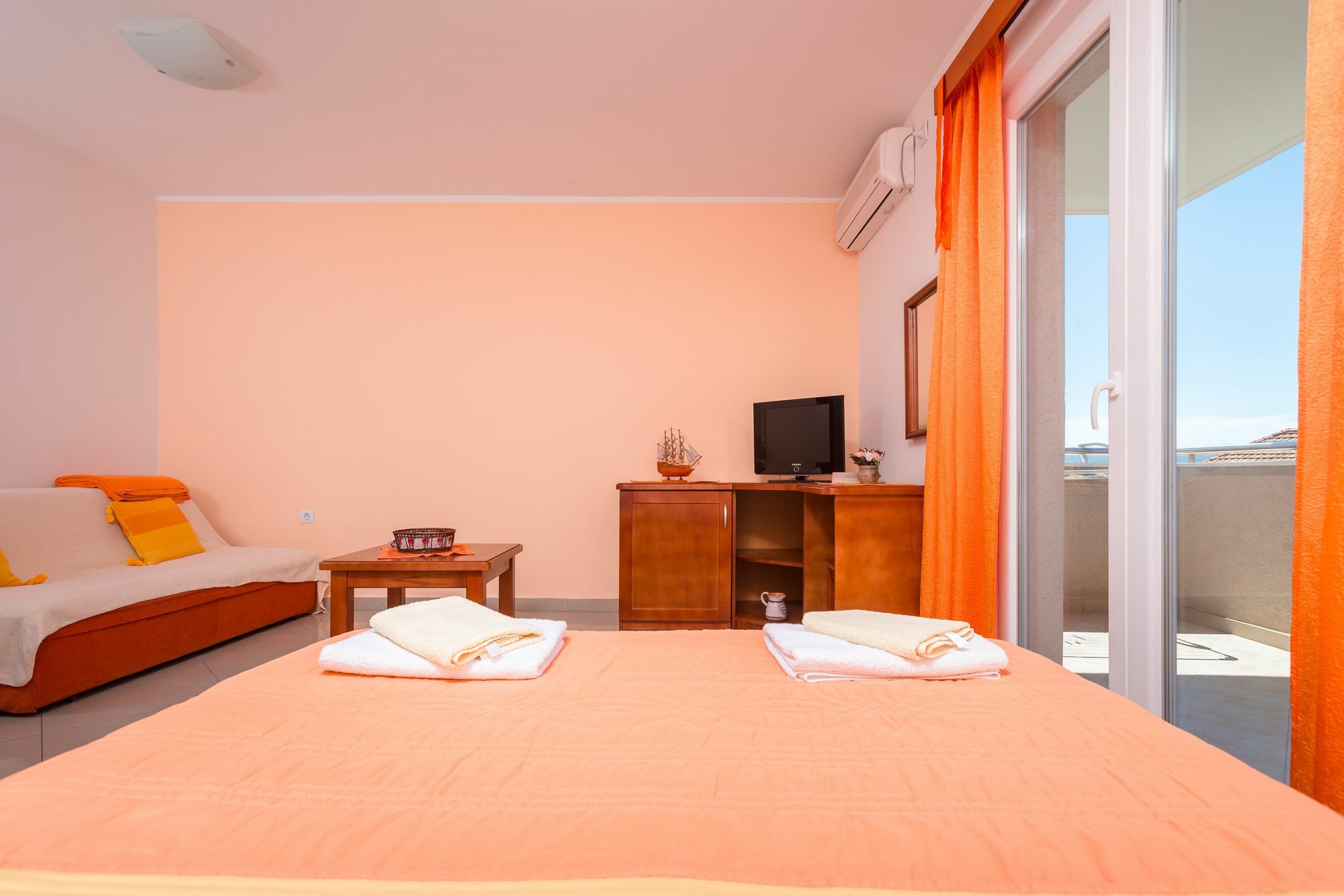 Rosic Apartments Tivat Exterior photo